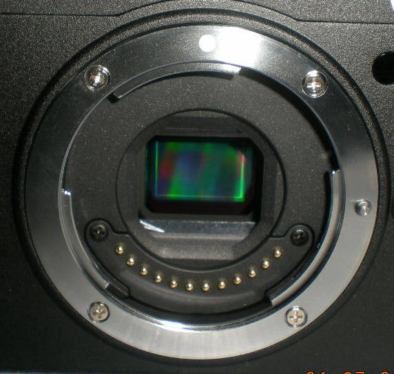 Nikon Mirrorless X810