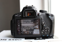 Canon 650D si ecranul touch-screen