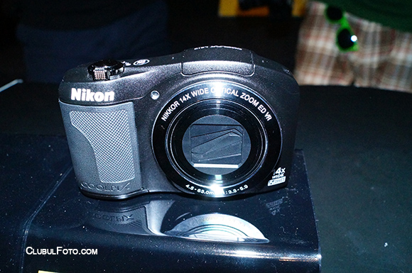 Nikon L610