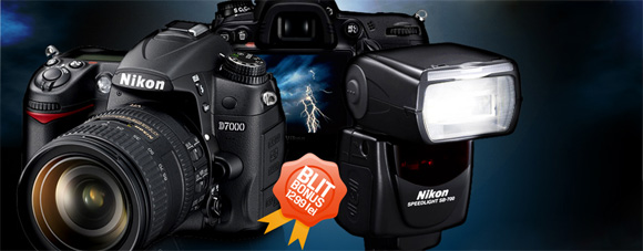 Promotie Nikon D7000 cu obiectiv si blitz cadou